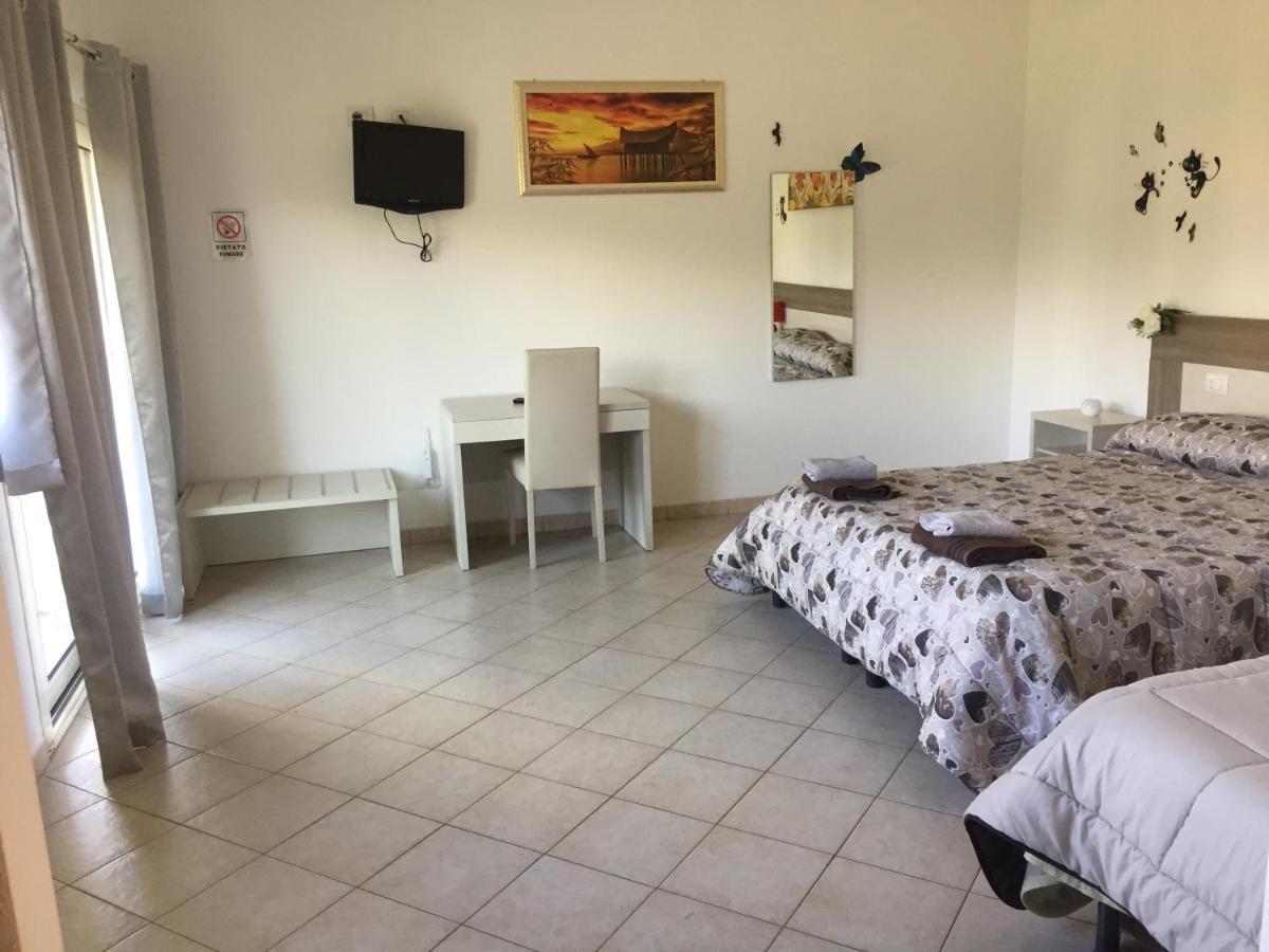 Sardegna Mer Et Soleil Beatiful Holiday Olbia Ольбия Экстерьер фото